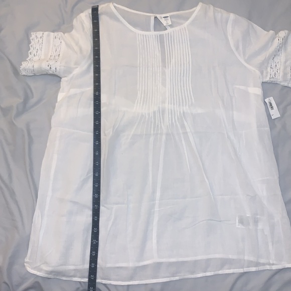 NWT! Maternity top size small. - Picture 6 of 6